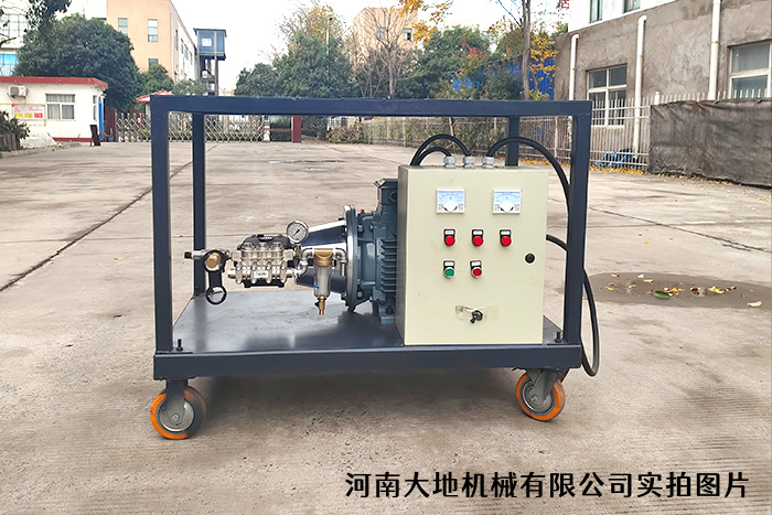 二手設(shè)備翻新除銹、除漆清洗機